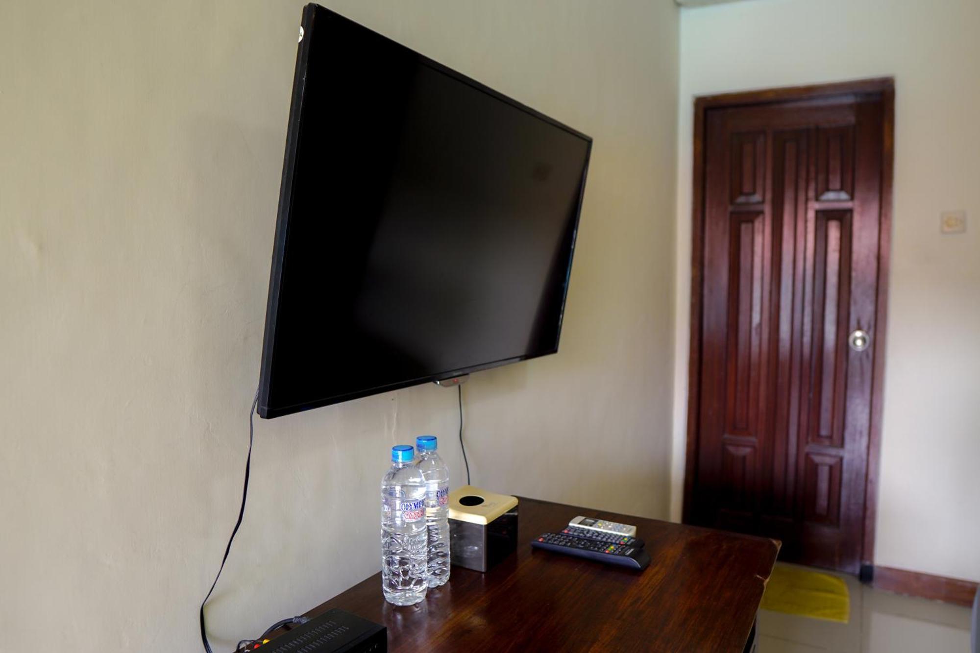 Hotel Tulips Jogjakarta Kamer foto